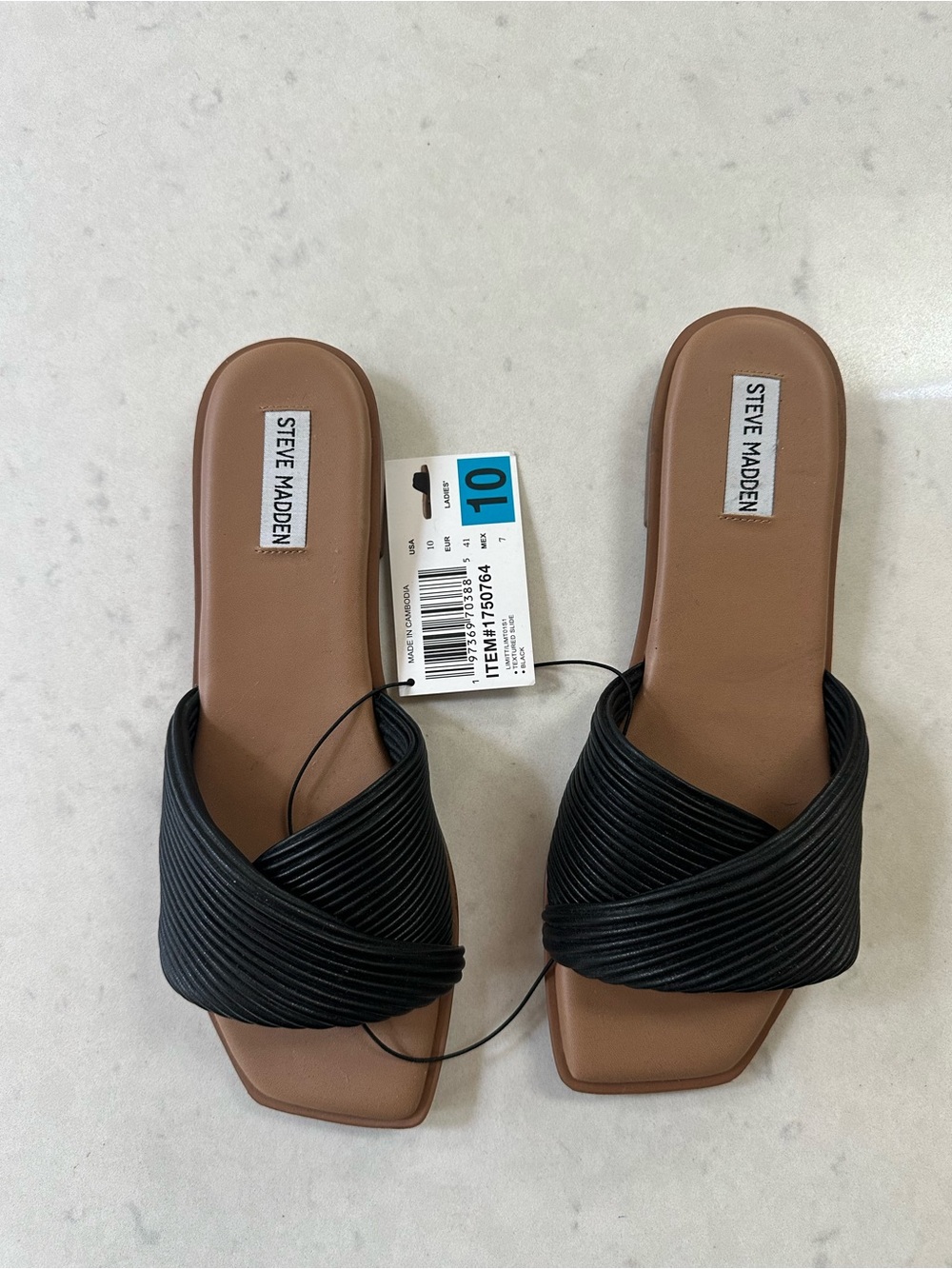 Steve Madden Limitt Textured Slide Flat Sandal 10 Black Square Toe - Picture 3 of 9